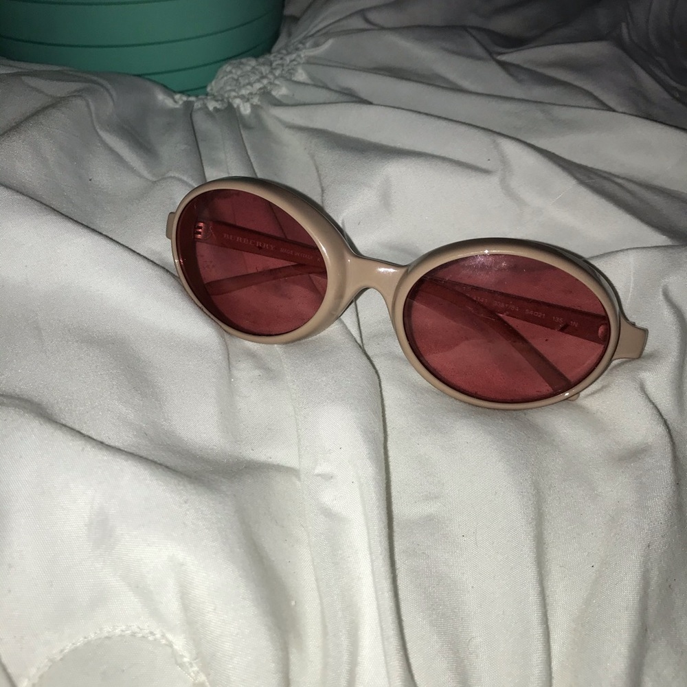 Burberry Authentic - Picture 3 of 3
